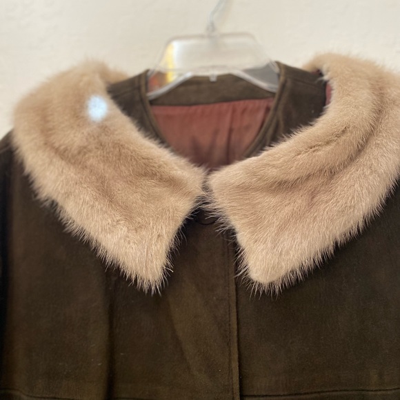 Vintage leather and fur trim coat - Picture 4 of 8
